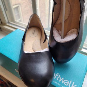 Softwalk Norwich 10W Black Leather Ballet Flats NIB